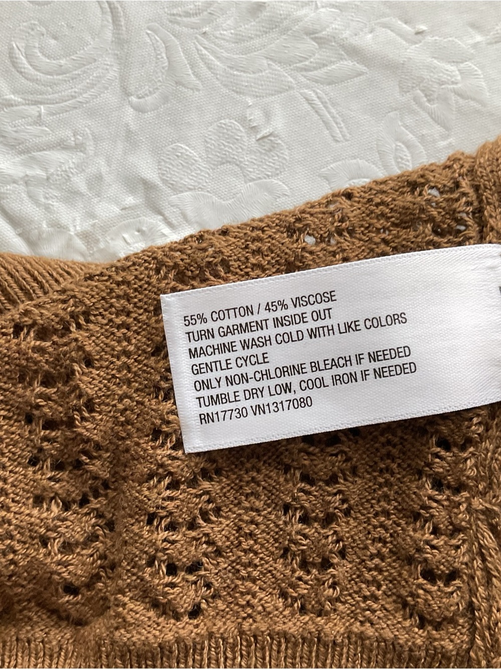 a new day Women’s Brown Button Up Long Sleeve Cropped Sweater. Size L - Picture 3 of 4